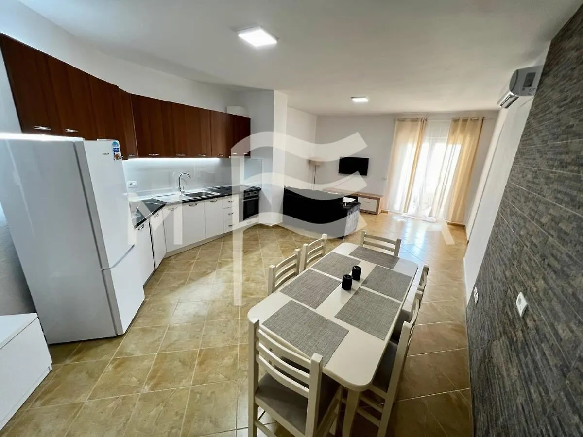 Beachfront Haven 654 Daire Dıraç